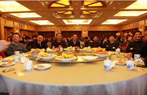歌声嘹亮迎新年，携手共进创辉煌——我院举行2015年迎新联欢会